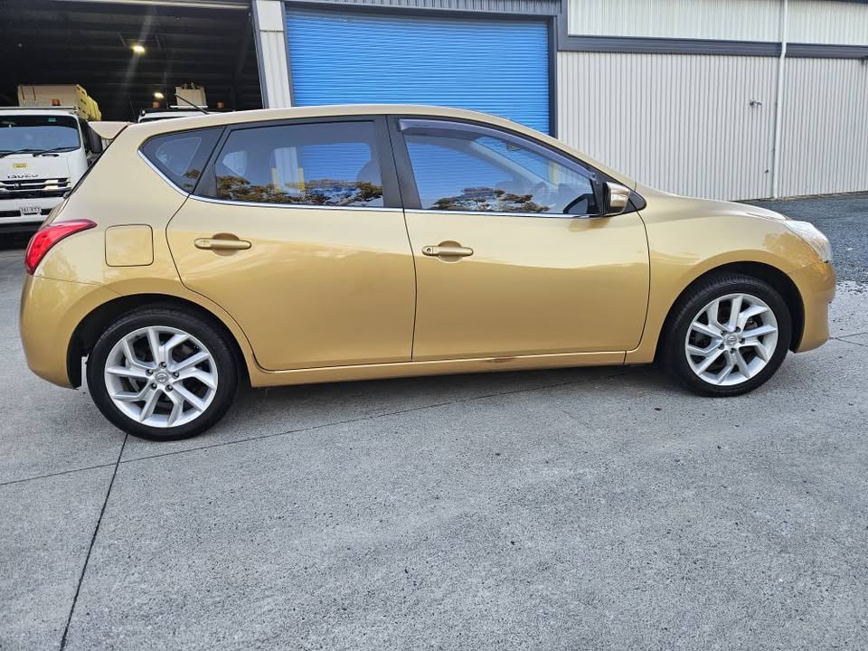 2013 Nisssan Pulsar STS turbo7.jpg